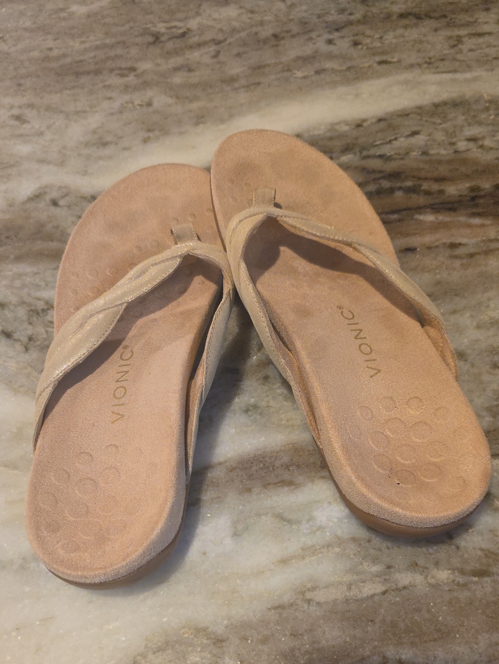 Vionic Women's Tan Flip Flop Sandals